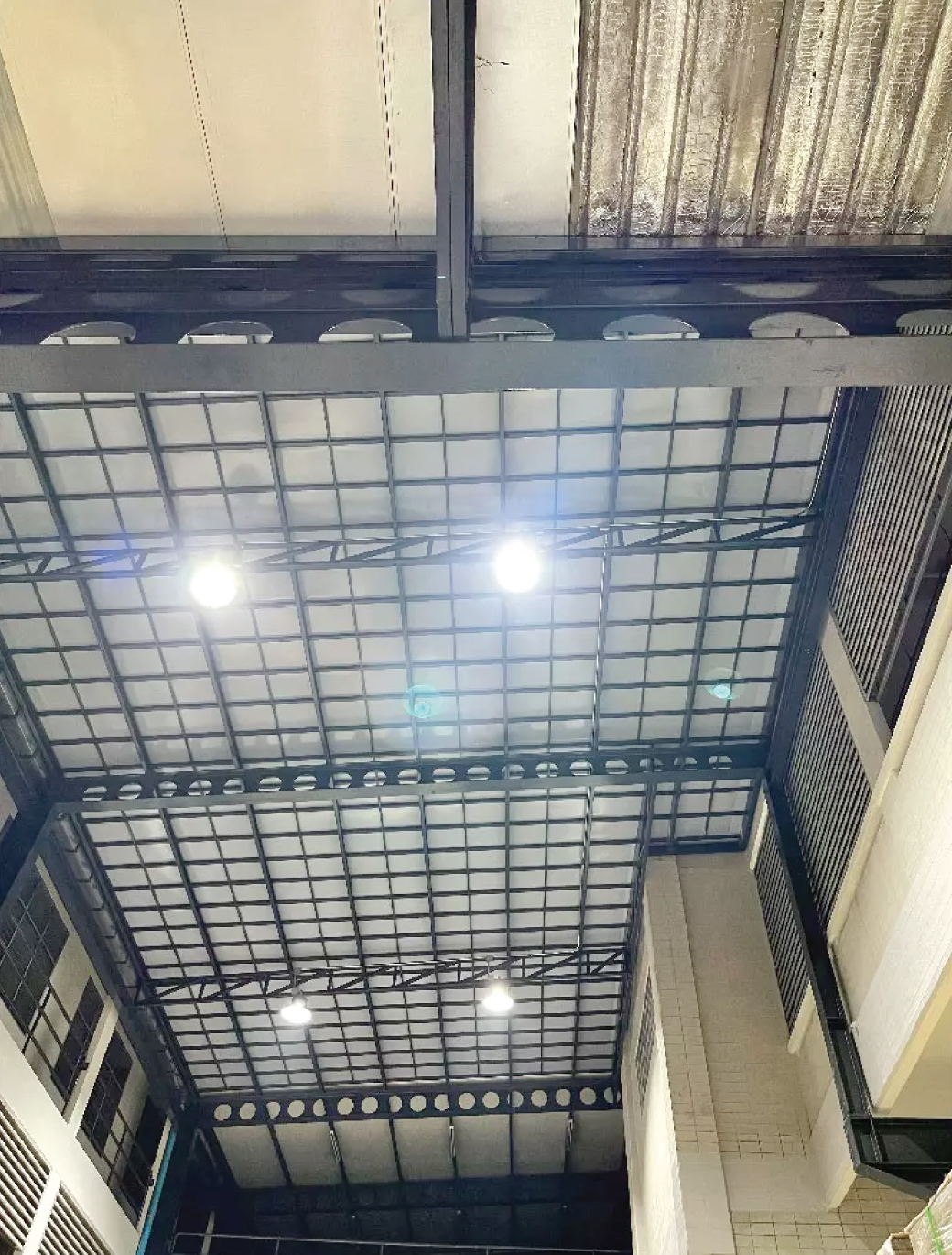 โคมไฟโรงงาน led